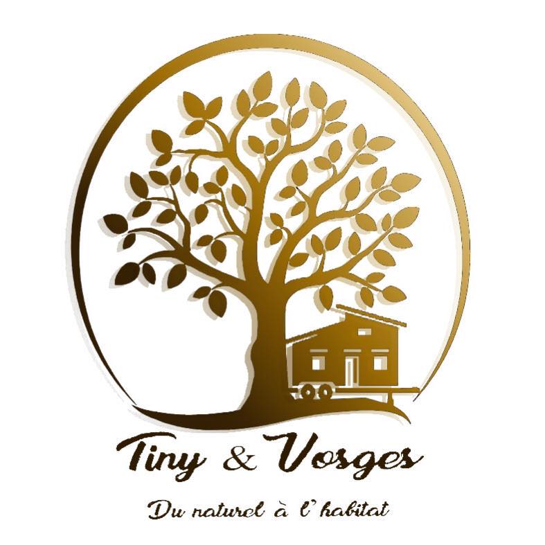 Logo – Tiny & Vosges Logo de Tiny & Vosges, entreprise spécialisée dans la fabrication de tiny houses en bois, avec une approche écologique et artisanale.